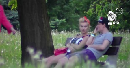 Doda z Dżagą w parku