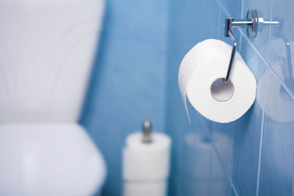 The way you hang toilet paper says a lot about your character