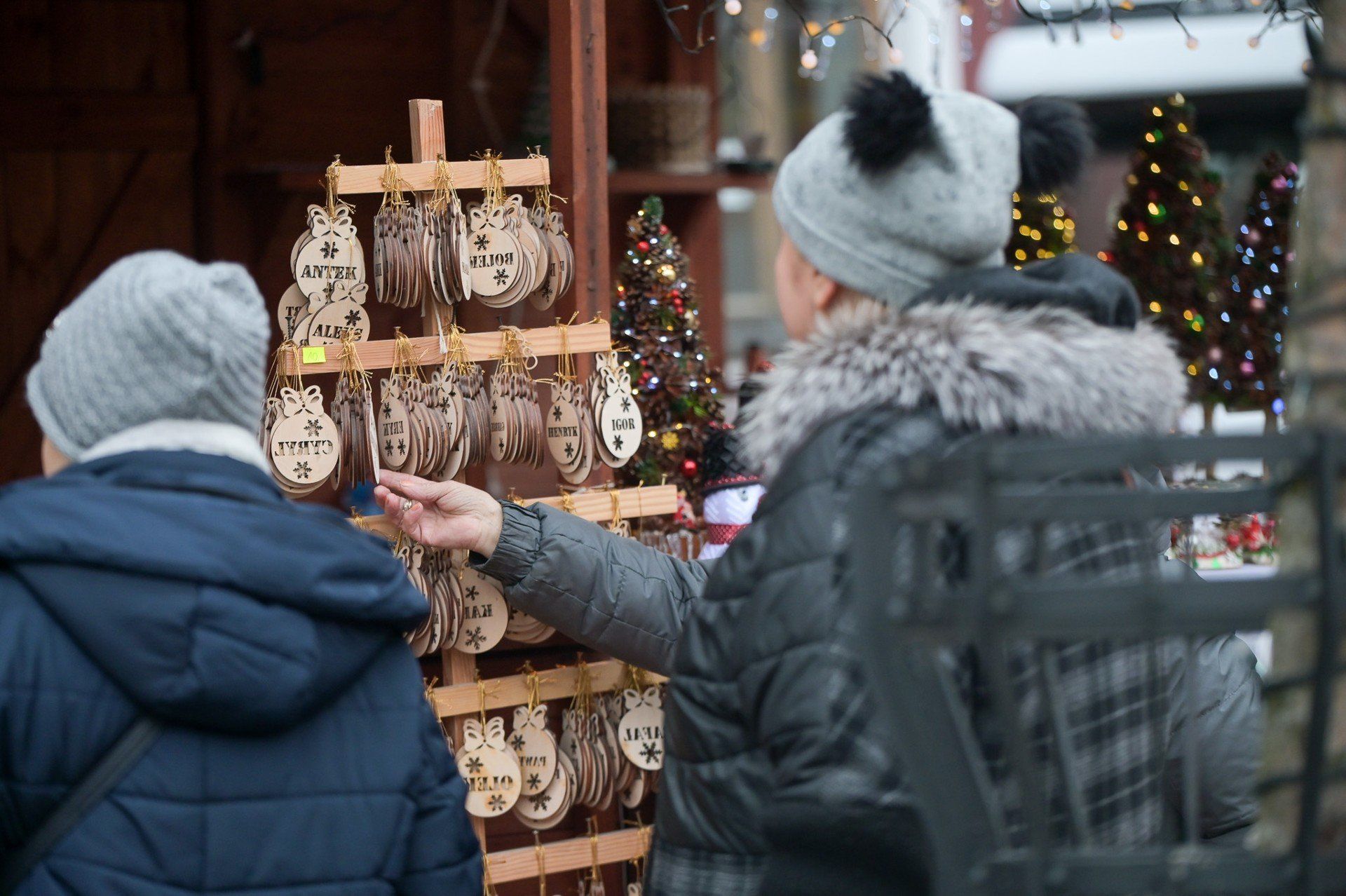Rozpoczął się Jarmark św. Mikołaja w Grudziądzu. Zakupy można zrobić przy kilkudziesięciu stoiskach