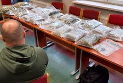 Policja rozbiła dwie grupy przestępcze. 25 osób z zarzutami