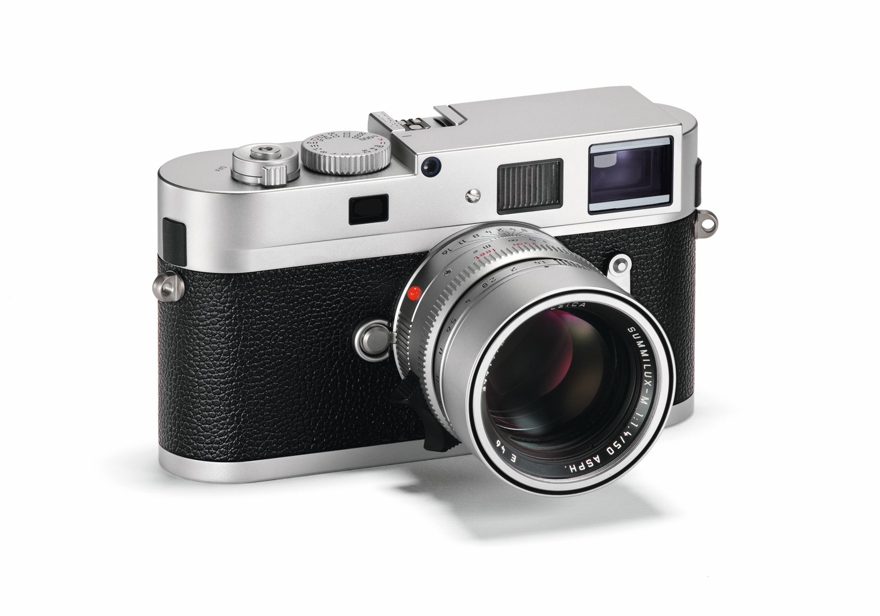 Nowe wykończenie Leiki Monochrom i obiektyw Leica 90mm f/4 8