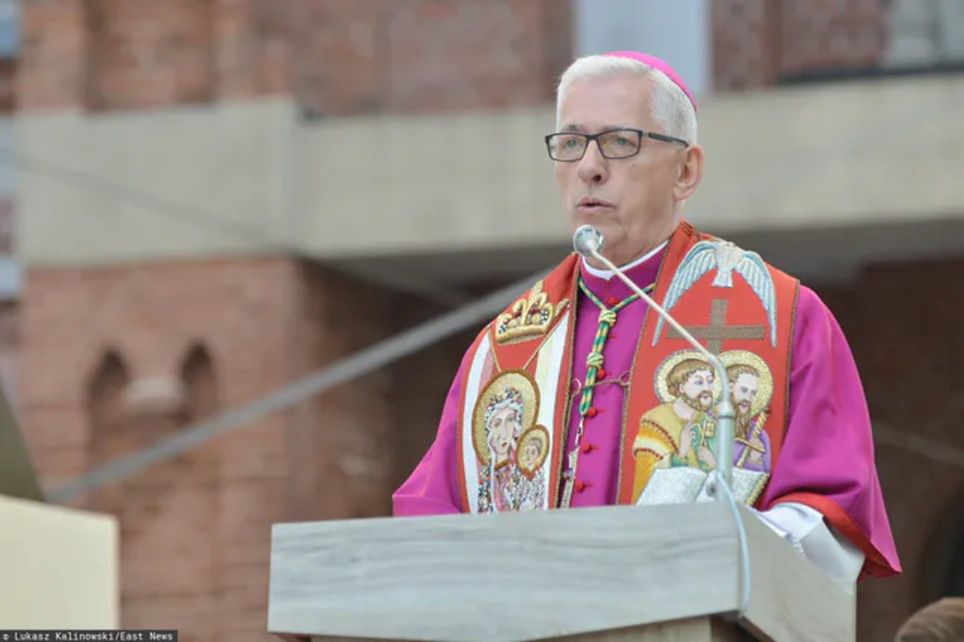 Makowski: "Za PKN Orlen dziękuję Ci, Panie". Tak młodzi do Kościoła nie wrócą [OPINIA]