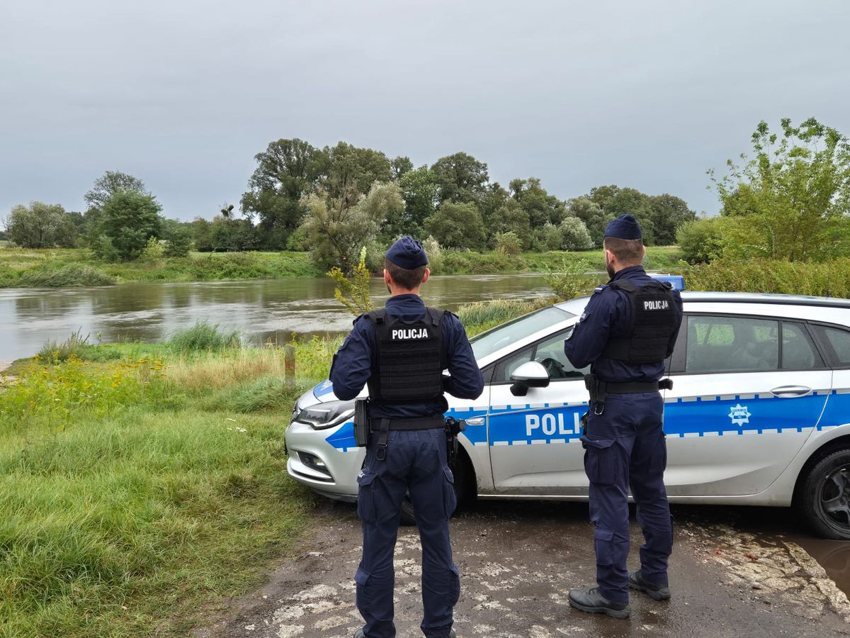 lądek zdrój, kłodzko, powodz, policja, fala kulminacyjna Akcja szabrowników w biały dzień. Wszystko wydarzyło się o 12:30