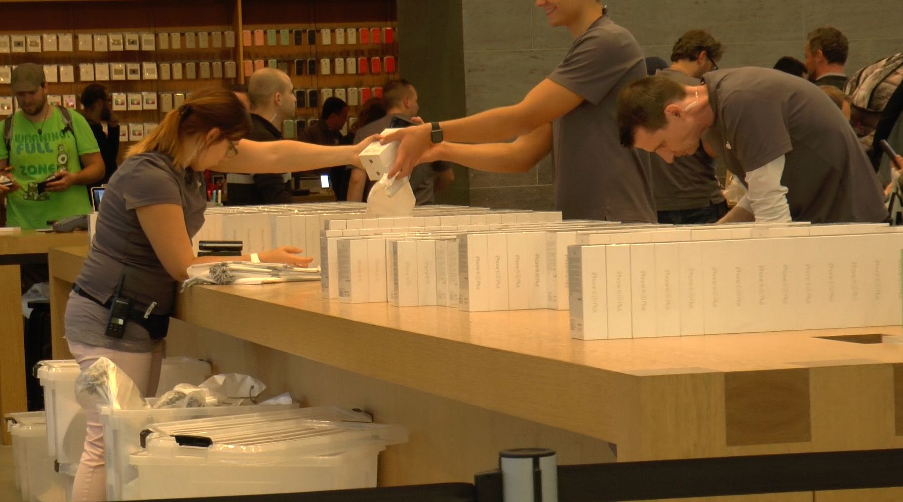 W Niemczech zabrakło, a w Polsce mnie oszukali. iPhone 6s najwidoczniej nie jest mi pisany... 3