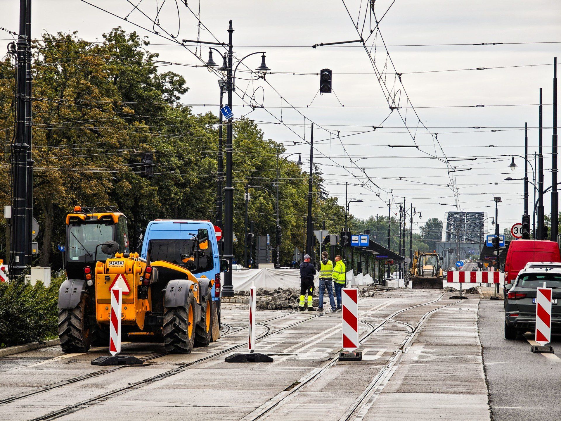 Naprawa węzła przesiadkowego w alei św. Jana Pawła II w Toruniu