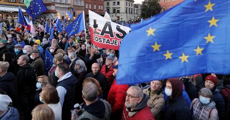 Neumann o sondażach: Protesty są też po to, by otworzyć oczy elektoratowi PiS