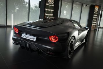 Ktoś zamówił najpiękniejsze auto świata, ale nie wybrał lakieru