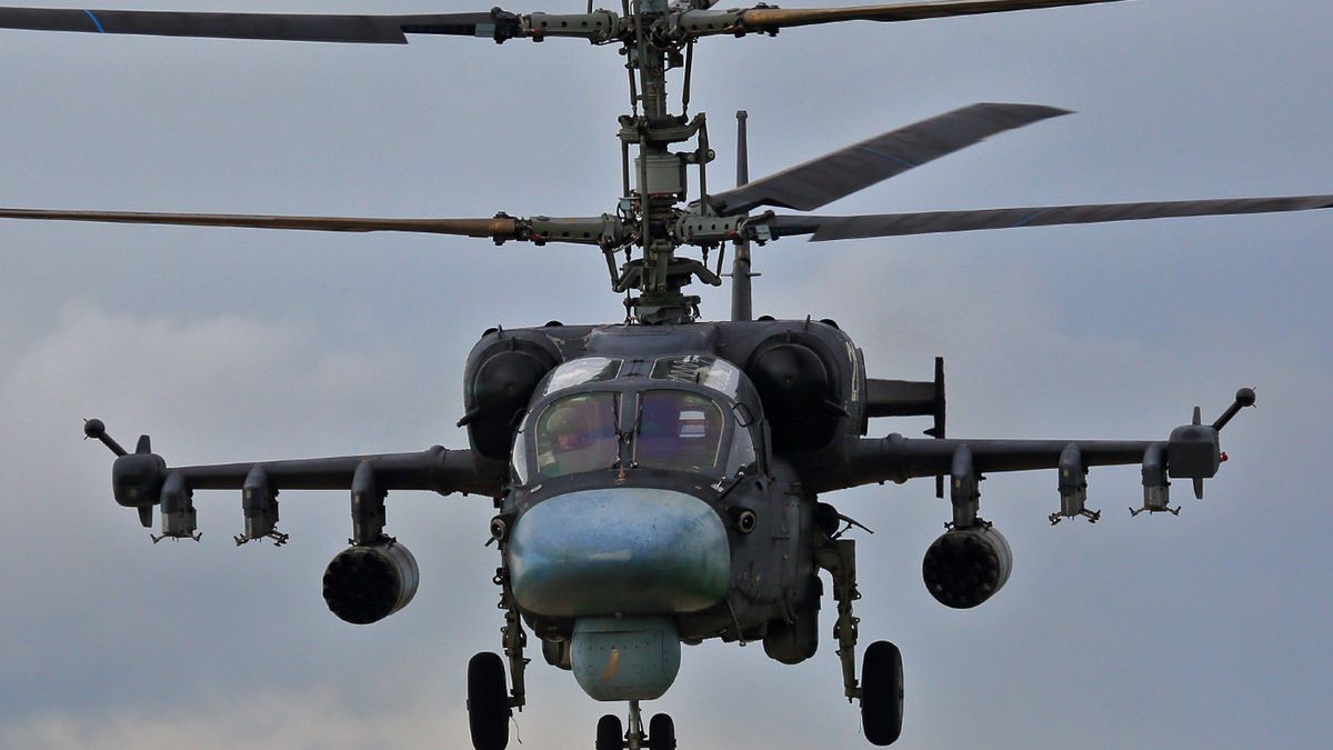 Rosyjski śmigłowiec szturmowy Ka-52 Aligator.