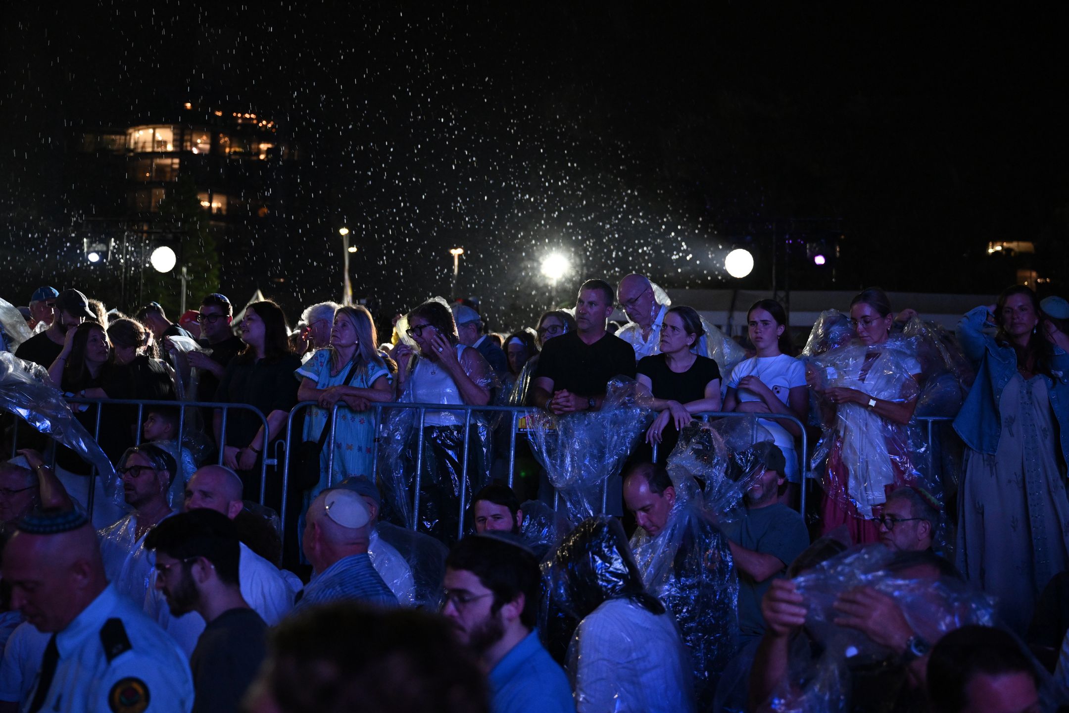 Minutą ciszy uczczono ofiary ataku terrorystycznego