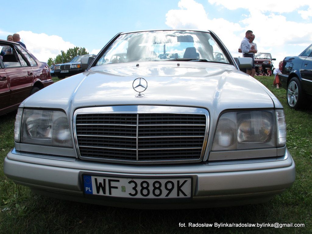 Mercedes C124