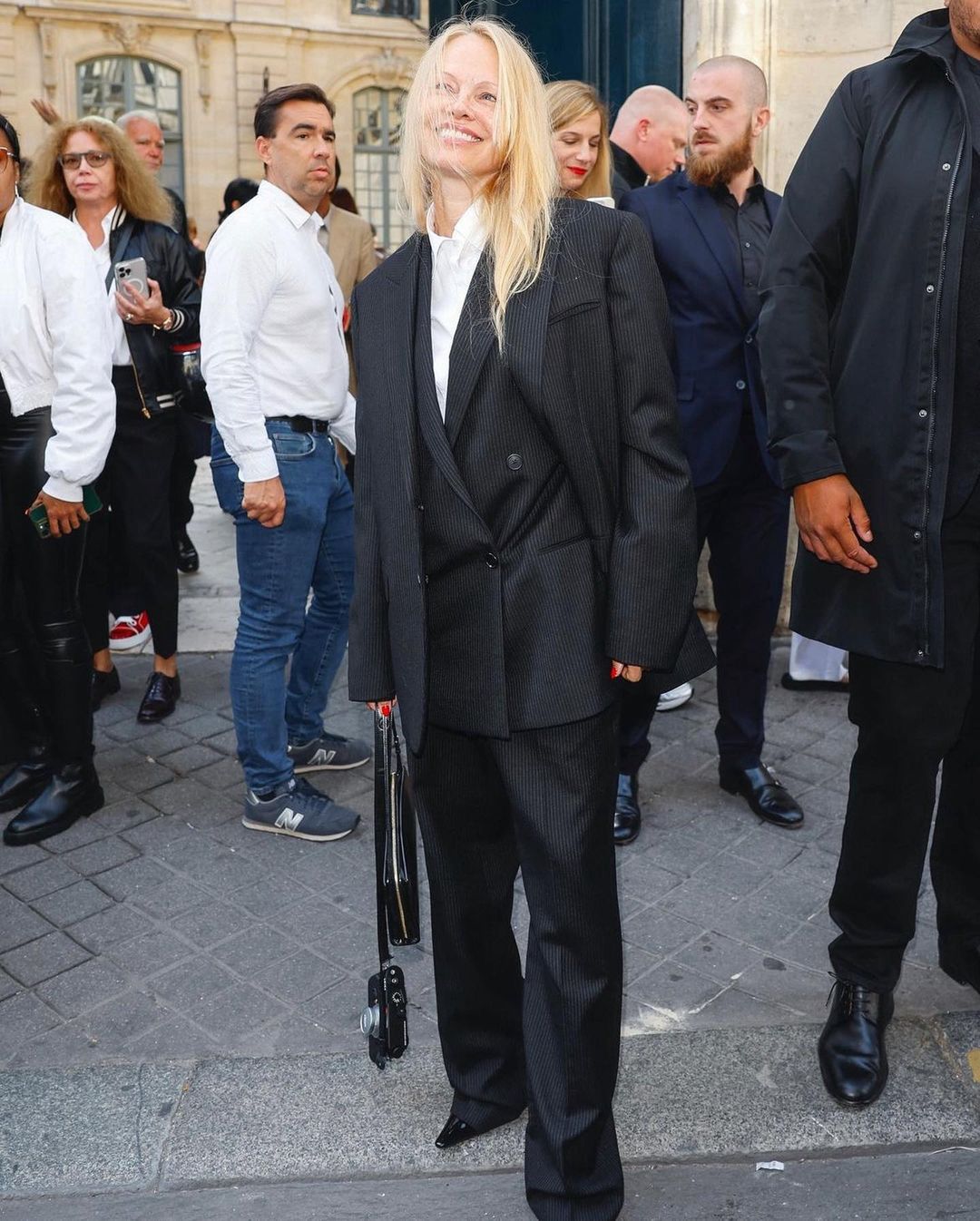 Pamela Anderson na Paris Fashion Week 2023