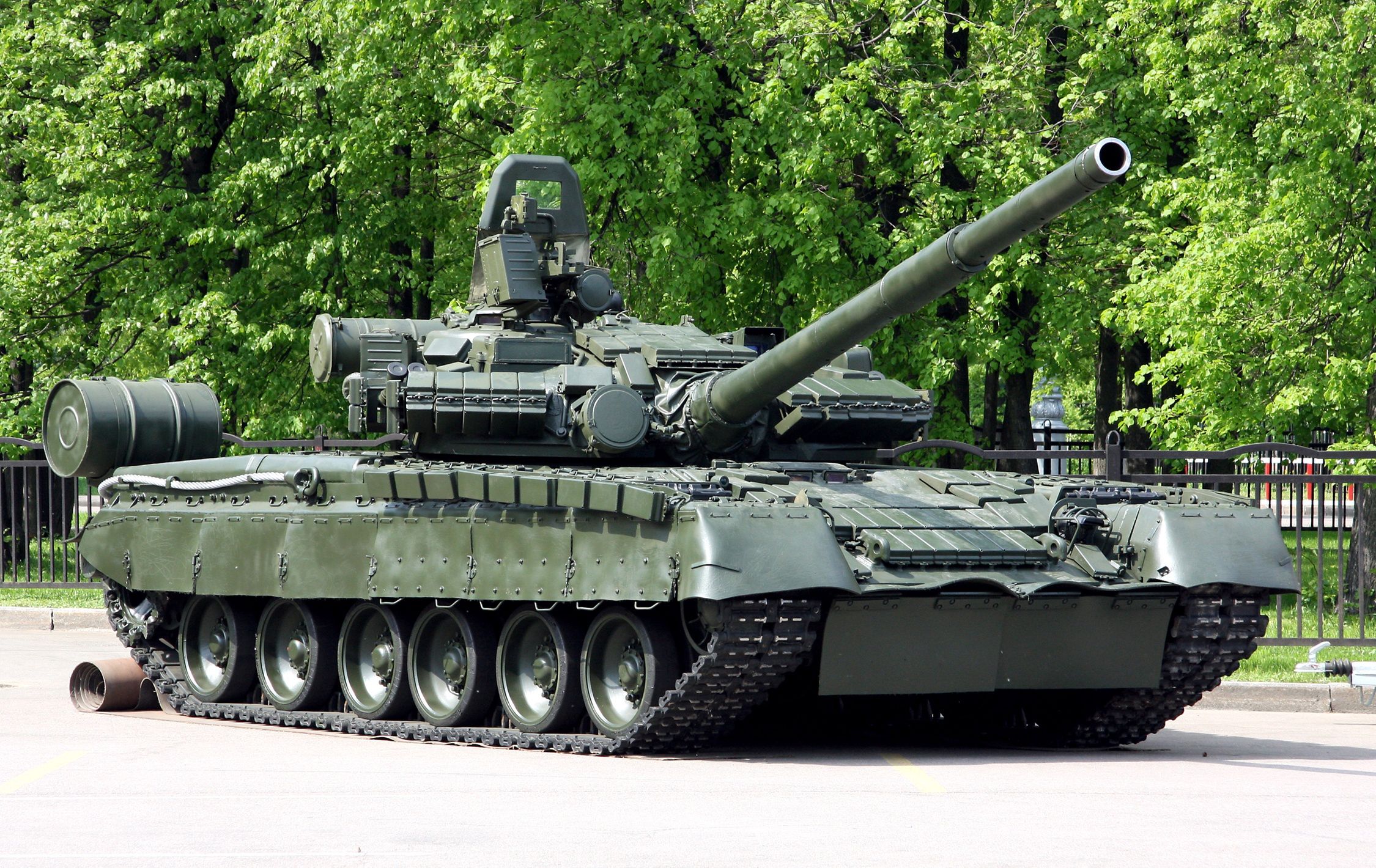 Czołg T-80