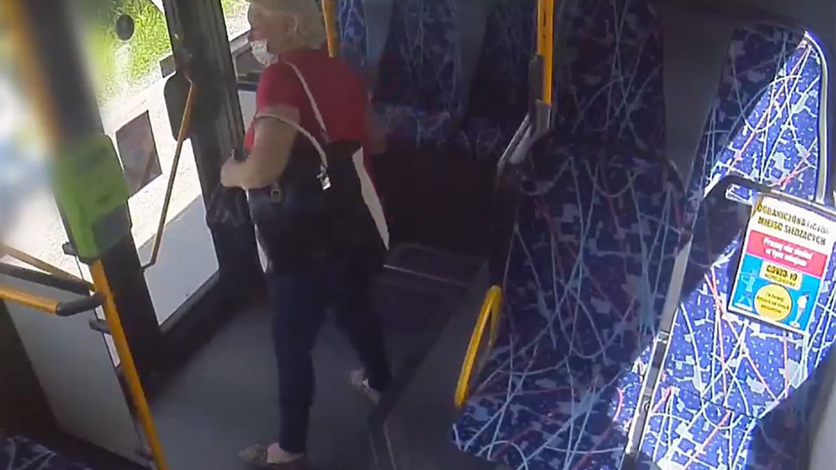 Wykorzystała nadarzającą się "okazję". Pasażerka jest podejrzana o przywłaszczenie torebki