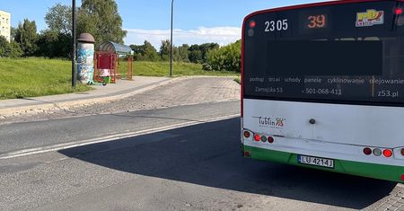 Fatalny stan pętli autobusowej – radni biorą się za jakość komunikacji miejskiej