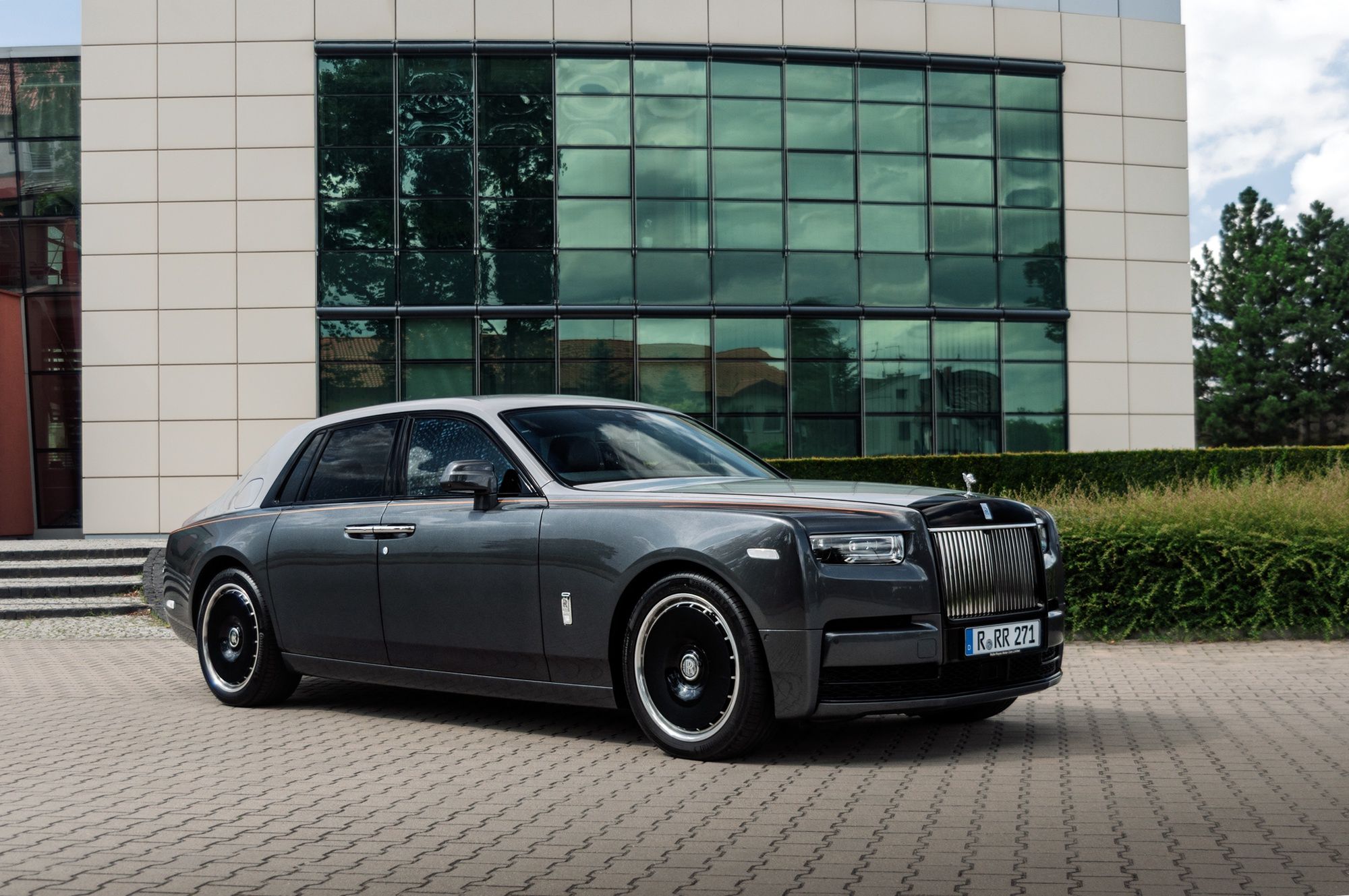 Rolls-Royce Phantom VIII (2025)