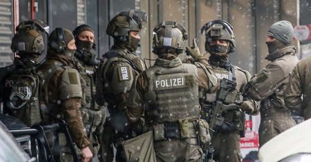 674 nakazy aresztowania prawicowych ekstremistów w Niemczech. Wciąż poszukiwani