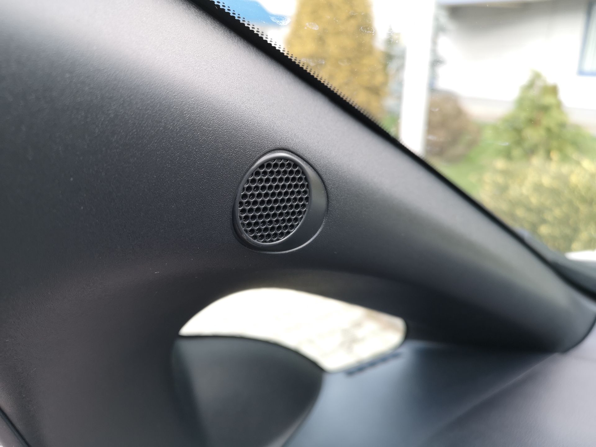 Nissan Leaf e+: Systemy wsparcia kierowcy, zarządzania energią oraz audio Bose 41