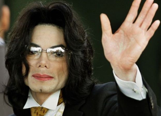 Michael Jackson przewidział swoją śmierć? "Pisał listy, w których twierdził, że codziennie BOI SIĘ O SWOJE ŻYCIE"