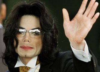 Michael Jackson przewidział swoją śmierć? "Pisał listy, w których twierdził, że codziennie BOI SIĘ O SWOJE ŻYCIE"