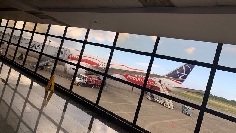 Dramat na lotnisku. Polski samolot nie odleciał. Pasażerowie utknęli na Dominikanie