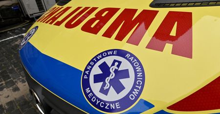 Przyjechał karetką na SOR. Zaatakował lekarza
