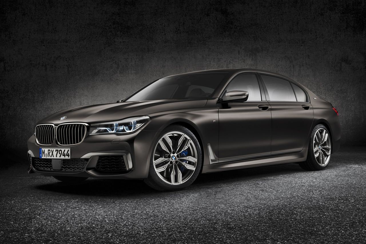 BMW M760Li xDrive (2016) – odpowied�ź na propozycję Alpiny?