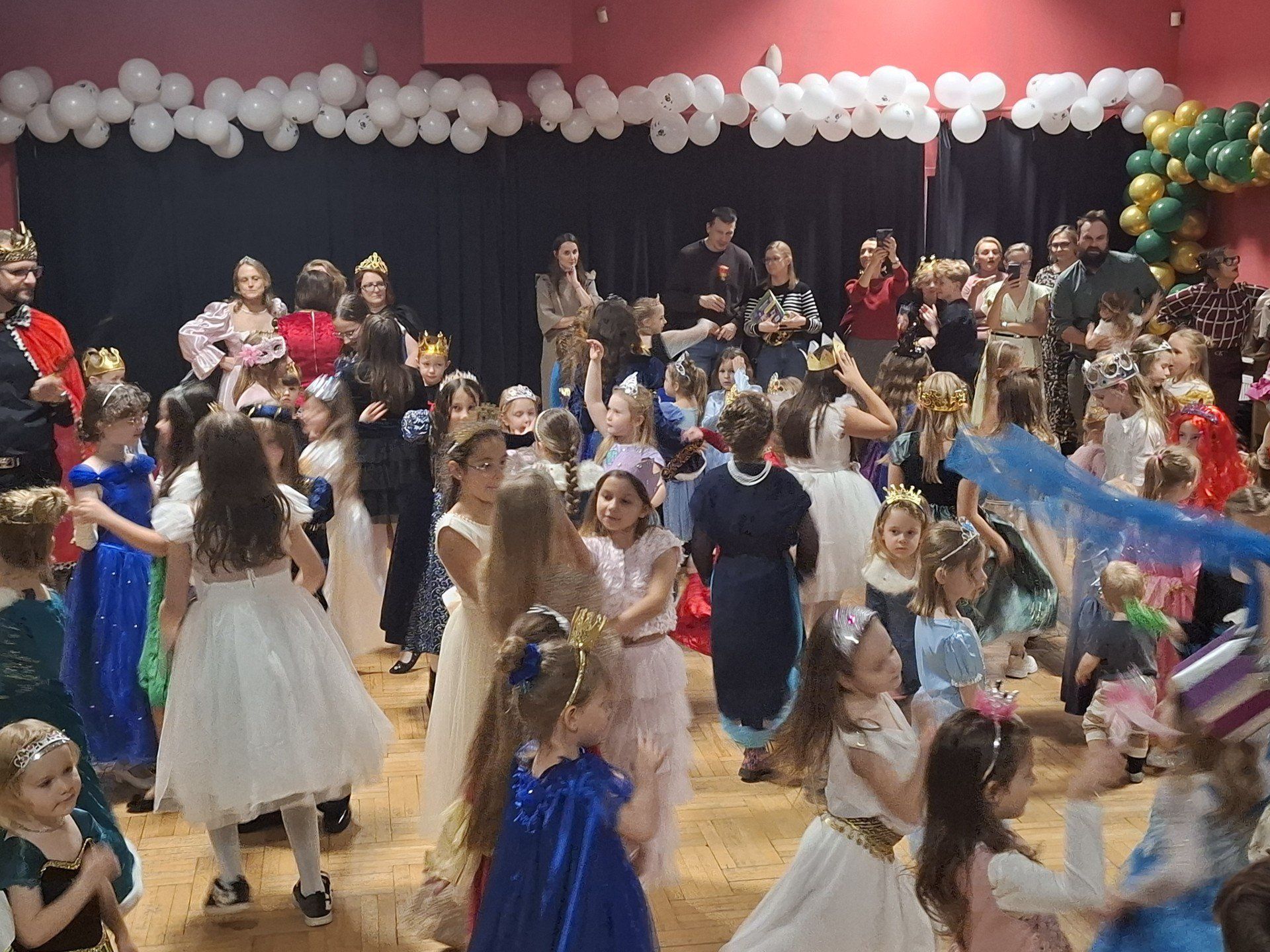 To był wyjątkowy &#34;Bal u Królowej&#34; w Radomiu.