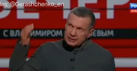 Odlot rosyjskiego propagandysty. Grozi wysadzeniem Pałacu Elizejskiego