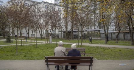 Polski biznes namawia rząd do oszczędzania na seniorach