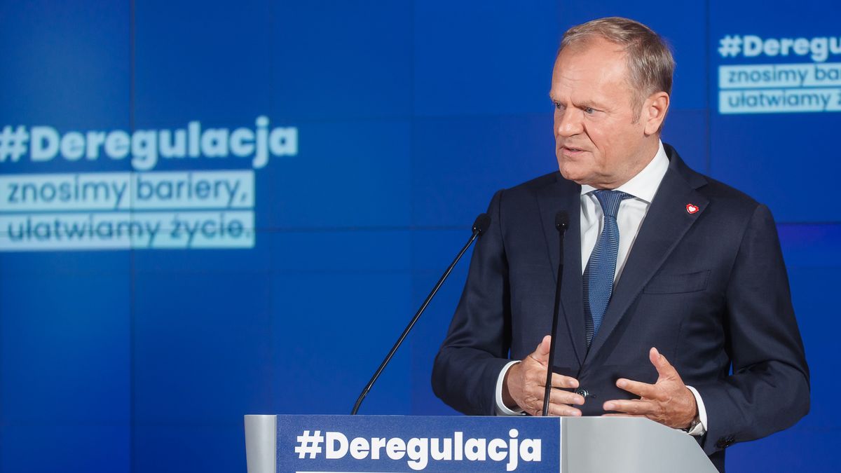 Premier Donald Tusk na konferencji podsumowującej deregulację