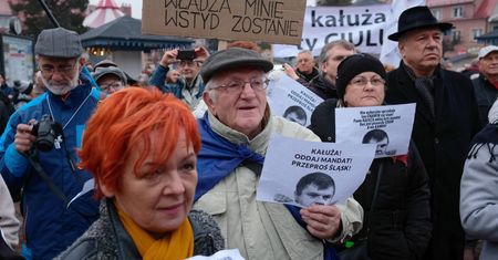 Nie chcą powtórki z Kałuży. To była kompromitacja KO