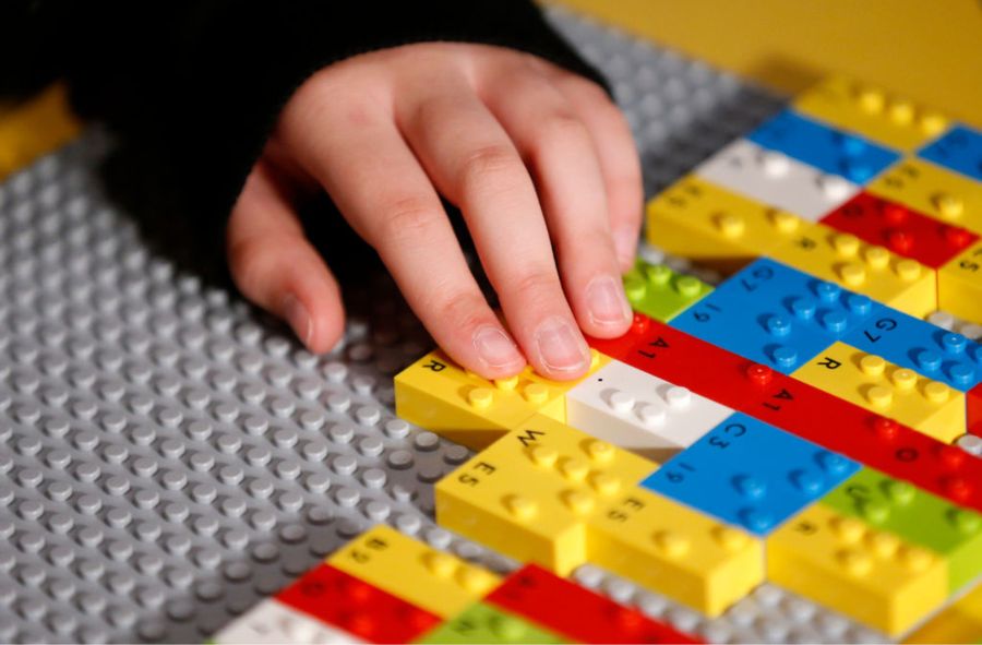 Lego rozpocznie sprzedaż klocków z kodem Braille'a