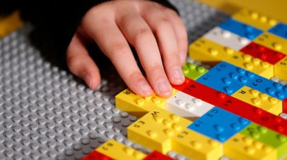 LEGO dla niewidomych dzieci. Klocki pomogą w nauce Braille'a