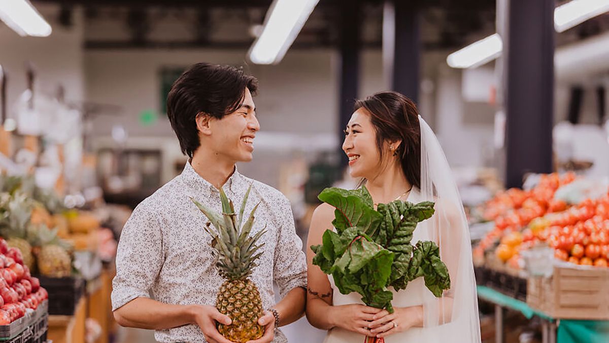 Zaręczyny w warzywniaku? Jasne, czemu nie! Ta sesja jest świetna 1