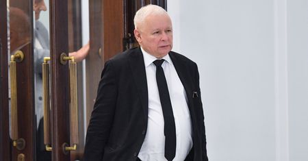 "Płace nadążają za inflacją" - przekonuje Jarosław Kaczyński. Wskazuje też winnego klęski Polskiego Ładu