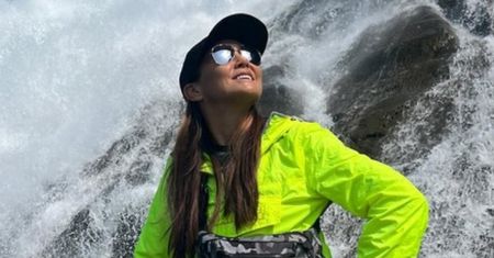 Kinga Rusin pozdrawia z Alaski i "ubolewa": "Chciałabym wziąć udział w celebryckim konkursie bikini, zanim zdążę PRZYTYĆ"