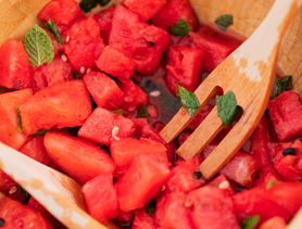 Będzie hitem tego lata. Choć składa się głównie z wody, jest skarbnicą zdrowia