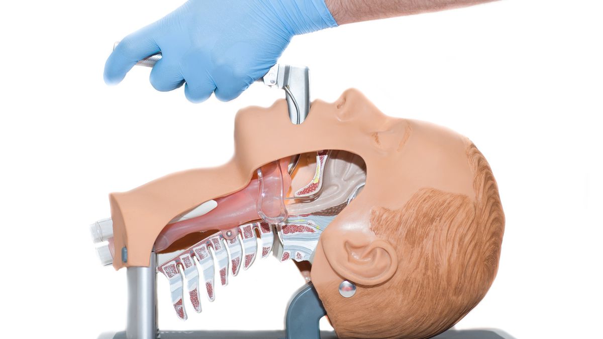 Intubacja to zabieg polegający na wprowadzeniu do tchawicy specjalnej rurki intubacyjnej