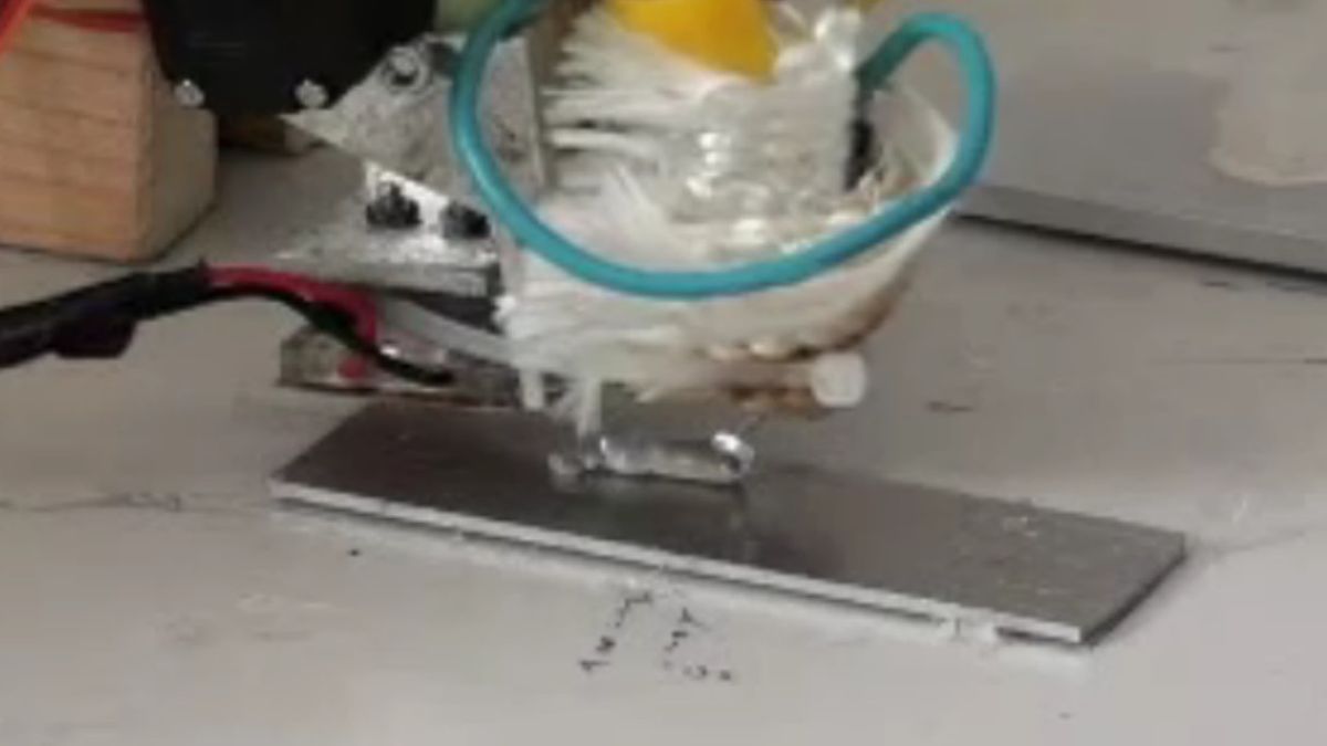 Kolejny krok na drodze do Skynetu - robot, który projektuje własne narzędzia 1