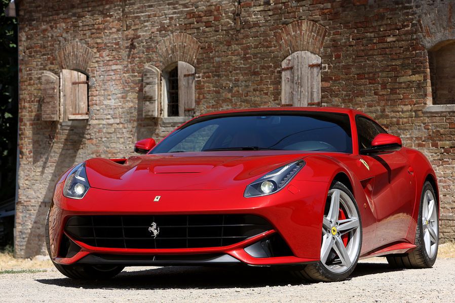 Ferrari F12berlinetta (fot. sportauto.de)