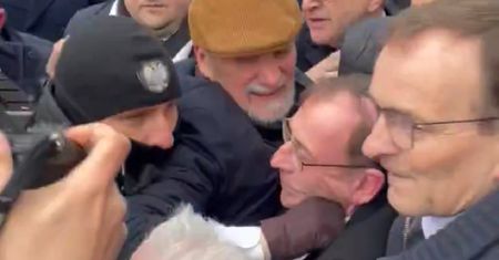 Giertych śmieje się z Macierewicza. Poszło o Kamińskiego