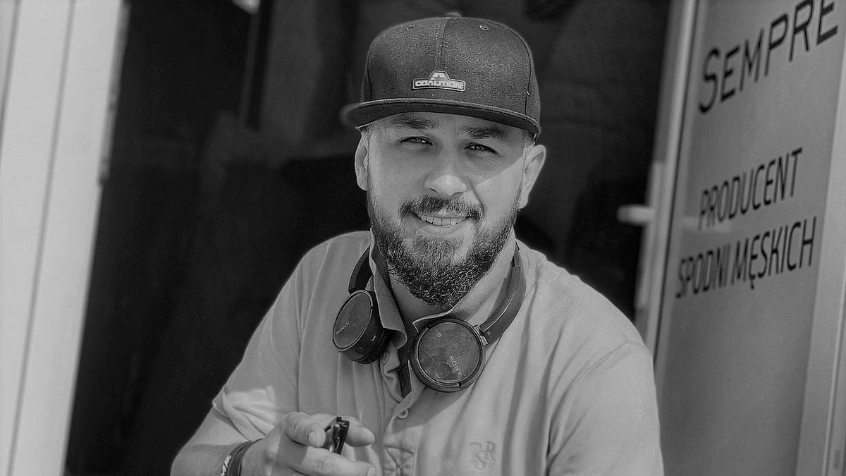  Paweł “PawL” Tomczyk zmarł w wieku 40 lat.