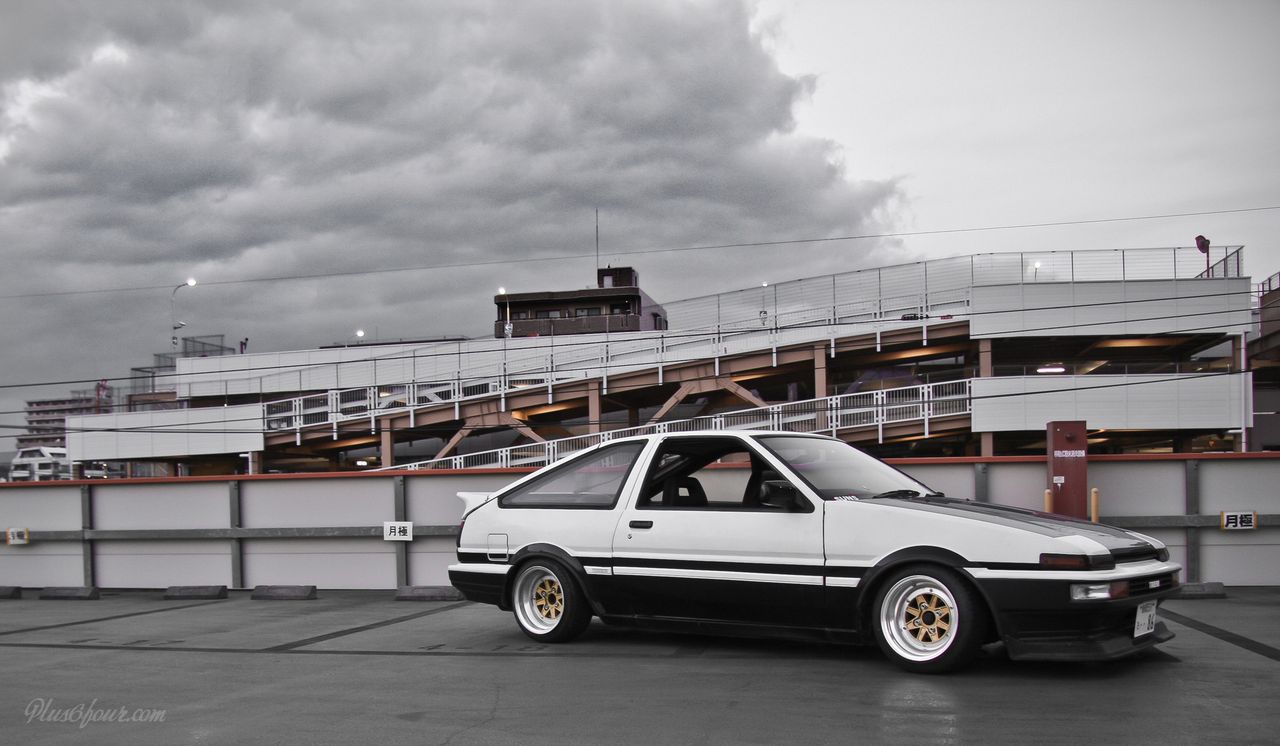 Toyota Corolla AE86 (fot. plus6hour.com)