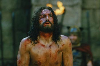 Nowa "Pasja" bez tych słynnych aktorów. Caviezel jako Jezus nie wróci