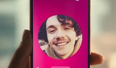 T-Mobile Polska dalej zyskuje abonentów. Ilu korzysta ze światłowodu?