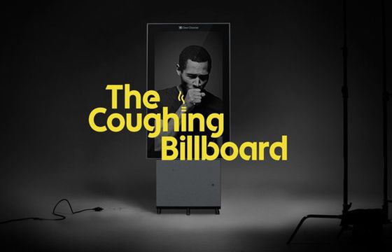 Kaszlący billboard ma zniechęcać do palenia (wideo)