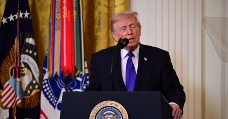 Trump wygraża Iranowi. "Nie będzie w stanie się odbudować"