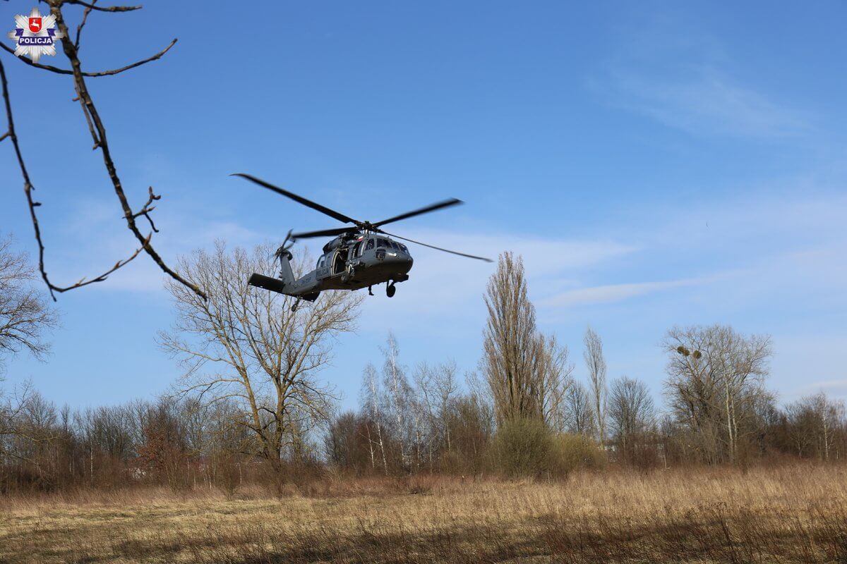 policyjny śmigłowiec BLACK HAWK