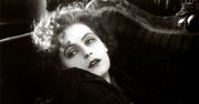 Porzuciła Hollywood u szczytu sławy. 119 lat temu urodziła się Greta Garbo