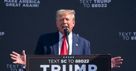 Trump uderza w kieszenie Amerykanów. Tyle stracą na cłach